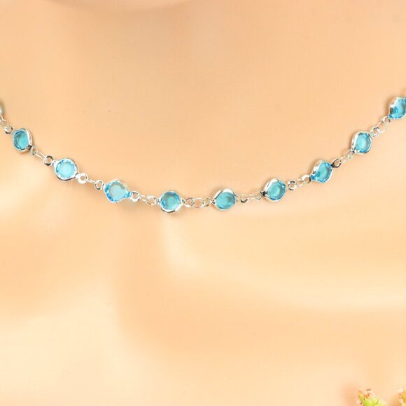 "Minimalist Necklace – Timeless, Elegant Jewelry for Her, MAR091093 - Picture 9 of 10